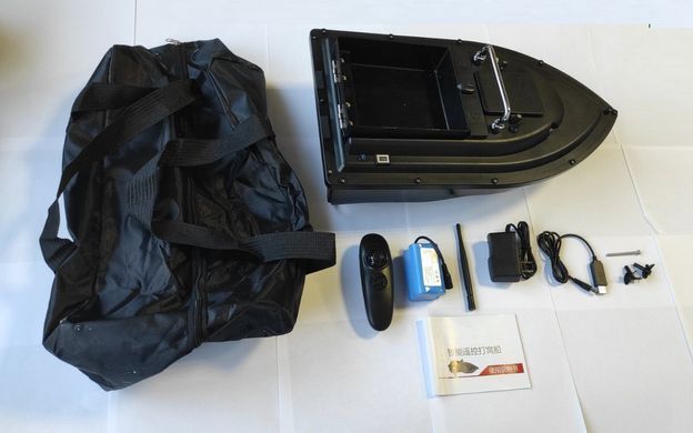 Кораблик для підгодовування риби 500 метрів (12000mA), навантаження 1,5 кг + USB шнур + сумка